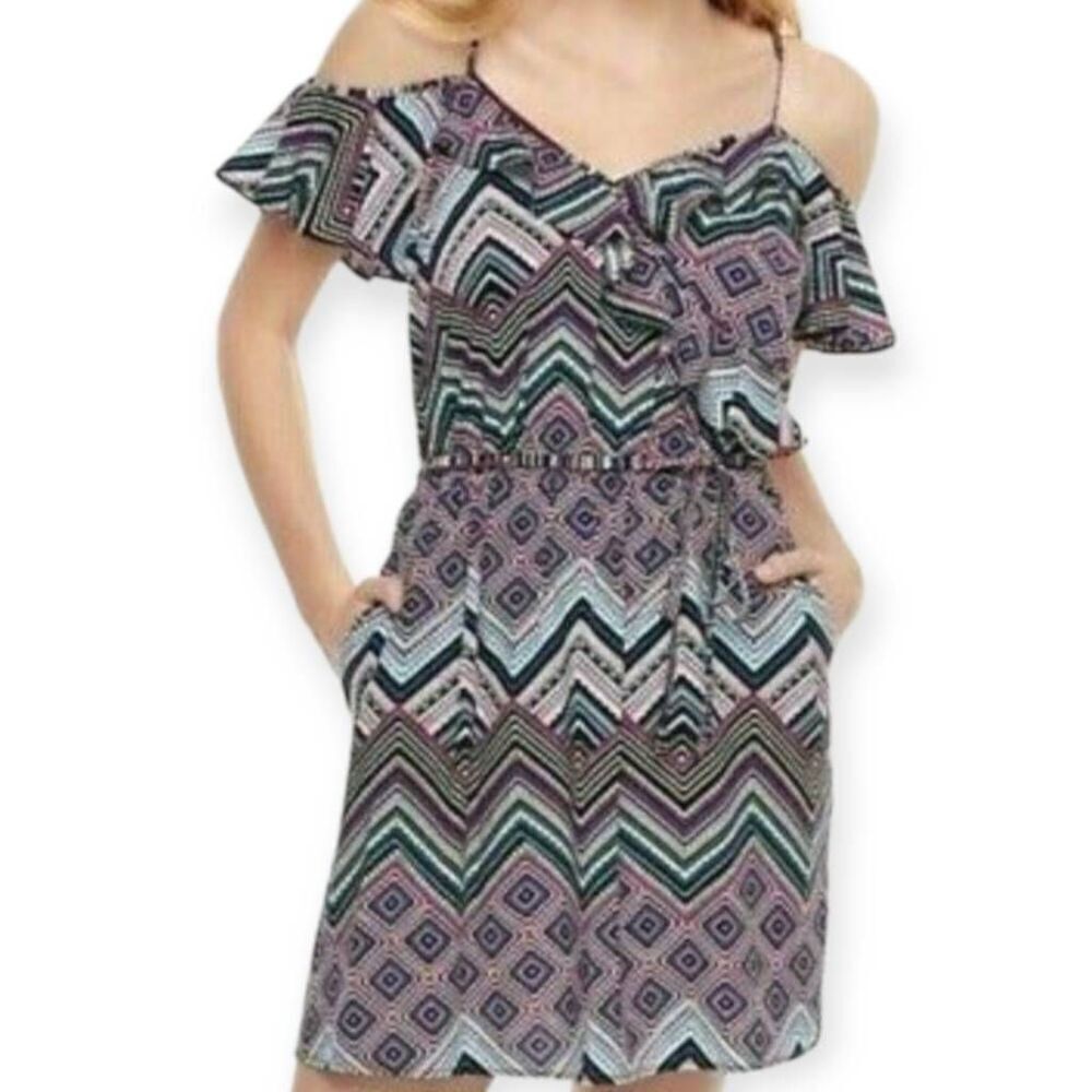 CANDIE'S MULTICOLOR COLD SHOULDER ROMPER W/POCKETS SZ.S EUC.